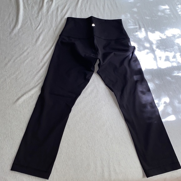 Lululemon Leggings 21” - Picture 3 of 8
